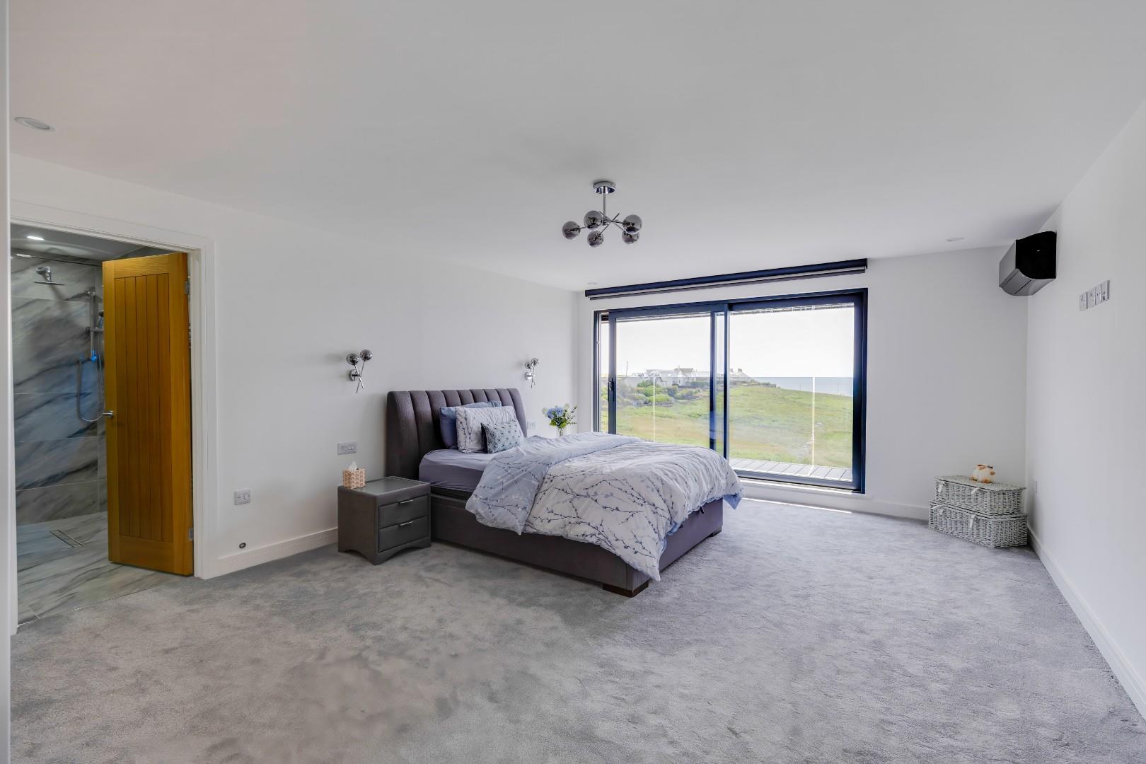 West Farm Close, Ogmore-By-Sea, Vale of Glamorgan, CF32 0PT